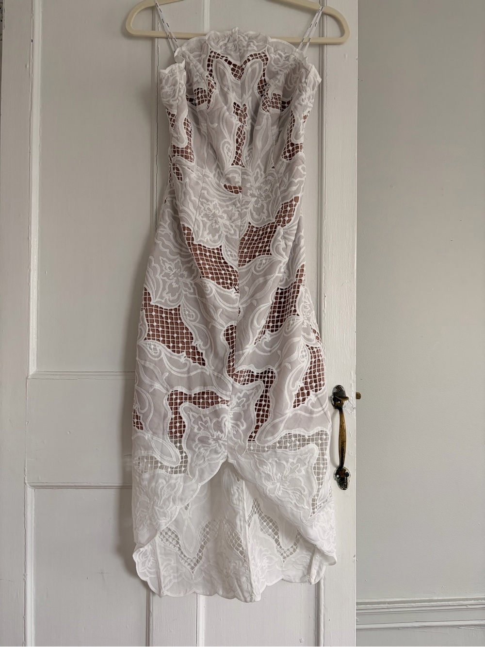 ELLIATT White Lace Asymmetrical Midi Dress
